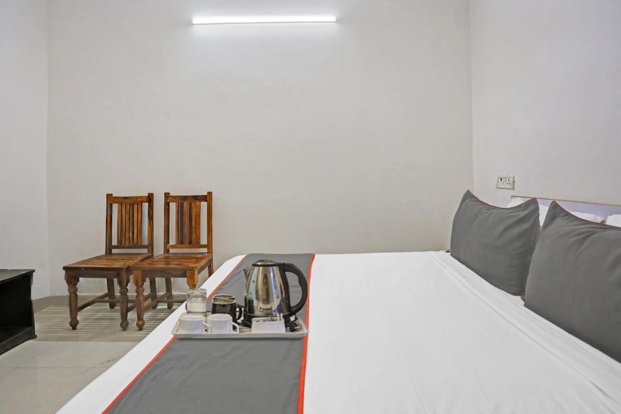 Hotel O Imperial Residency Near Dashrath Puri Metro Station Neu-Delhi Exterior foto